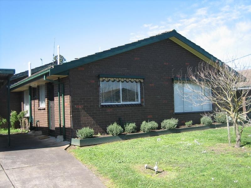 4/35 Longley Street, Alfredton VIC 3350