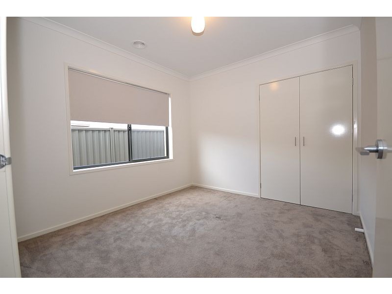 10 Holstein Close, Delacombe VIC 3356