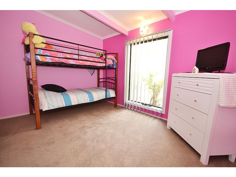 42 Milburn Road, Linton VIC 3360