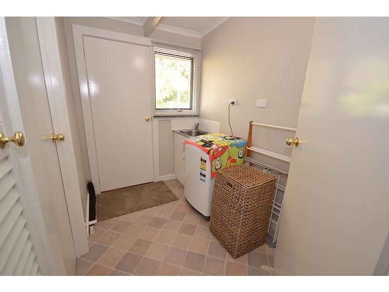 42 Milburn Road, Linton VIC 3360