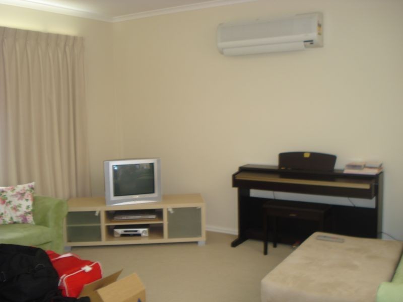 37 Ayrvale Avenue, Lake Gardens VIC 3355