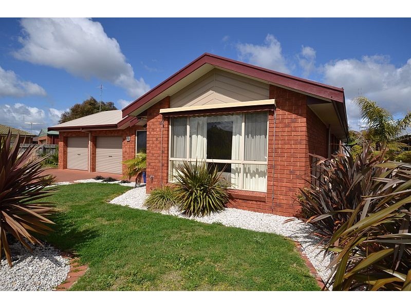 26 Shari Drive, Delacombe VIC 3356