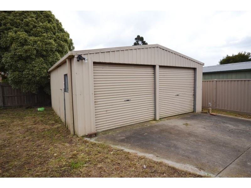 9 Regina Street, Mitchell Park VIC 3355