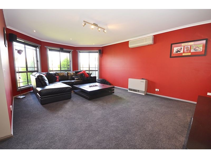 39 Shari Drive, Delacombe VIC 3356