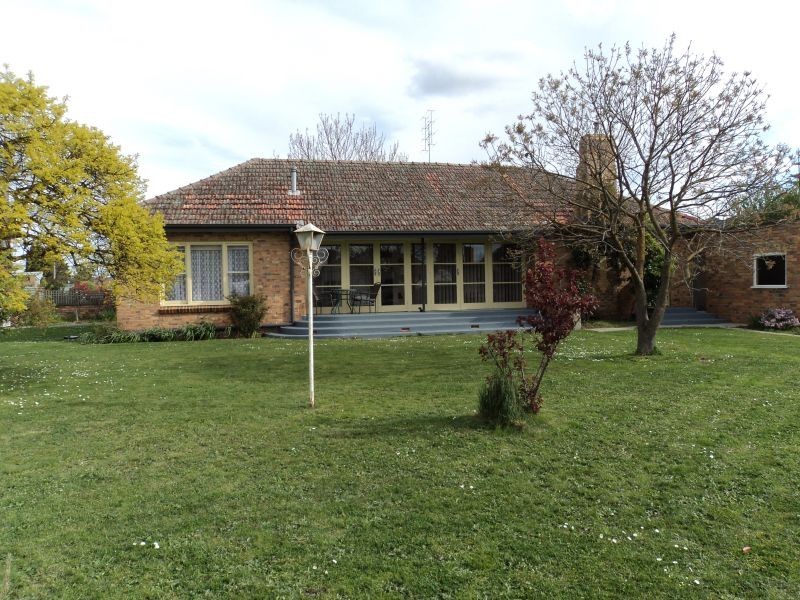 255 Dowling Street, Wendouree VIC 3355