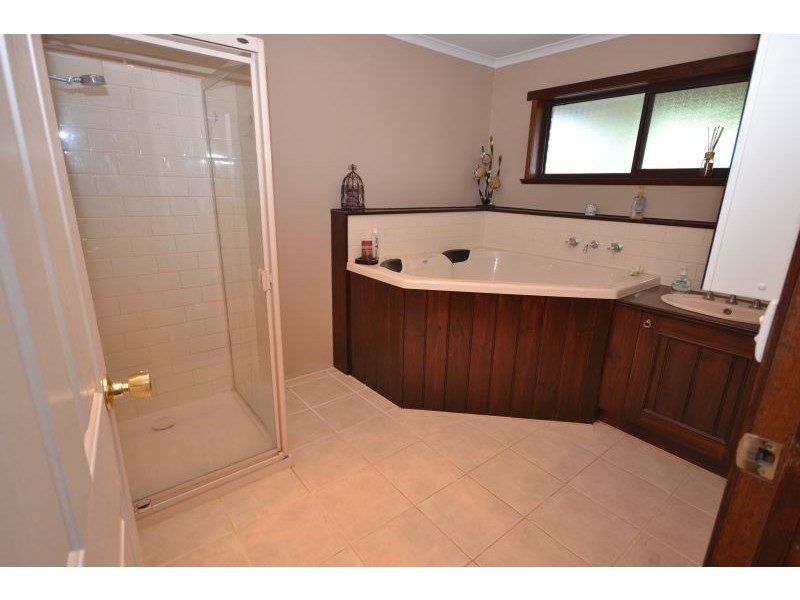 494 Ross Creek-Haddon Road, Haddon VIC 3351