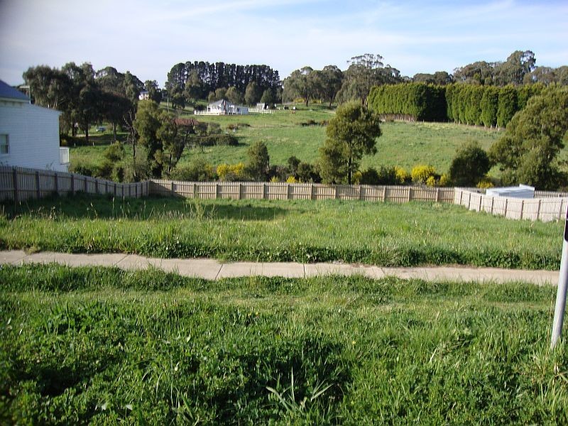 2/119 Finlay Street, Brown Hill VIC 3350