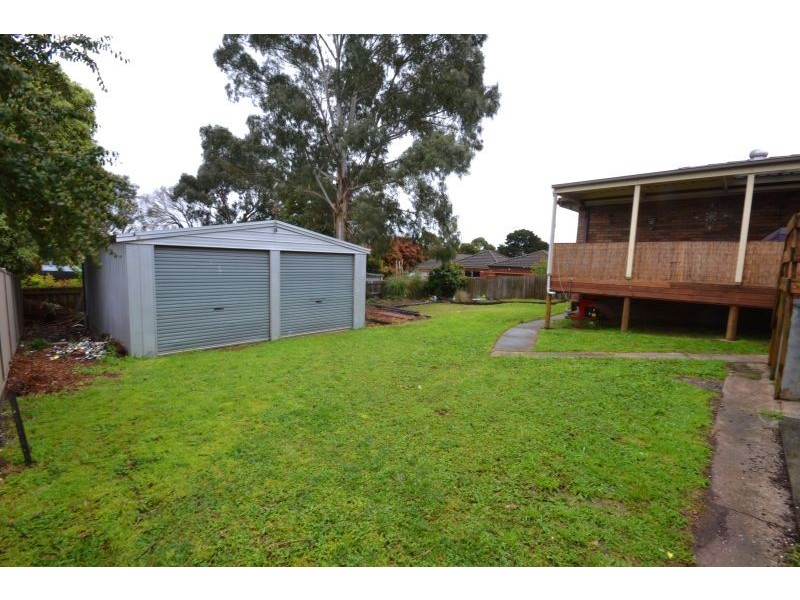 30 Club Crescent, Invermay Park VIC 3350