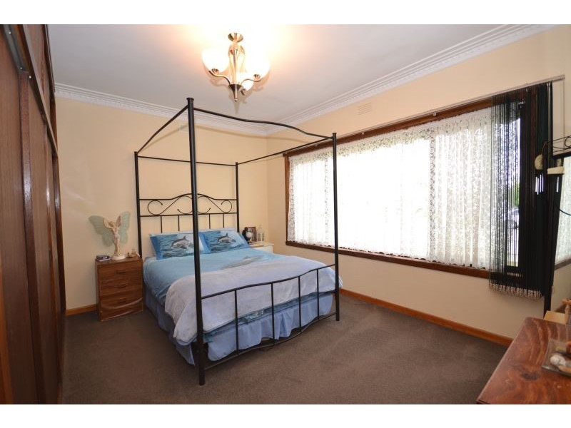 19 Gale Street, Canadian VIC 3350