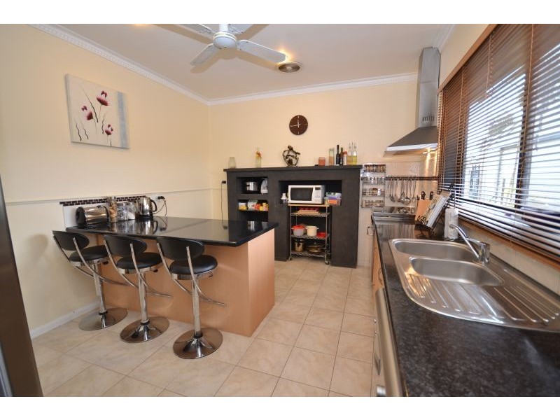 19 Gale Street, Canadian VIC 3350