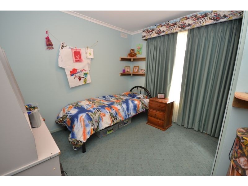 7 Lewis Court, Sebastopol VIC 3356