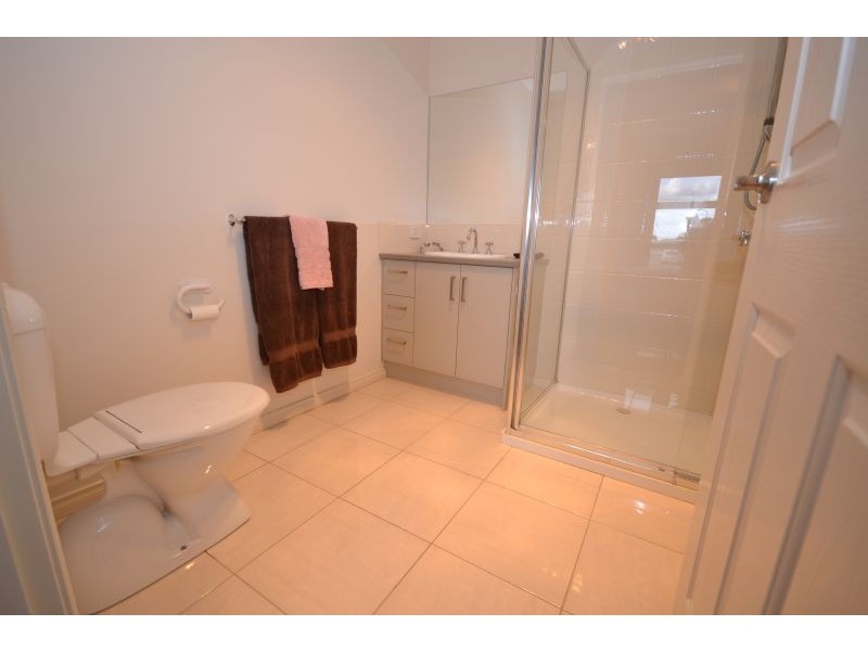 24 Ilvia Way, Sebastopol VIC 3356