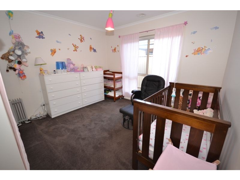 24 Ilvia Way, Sebastopol VIC 3356