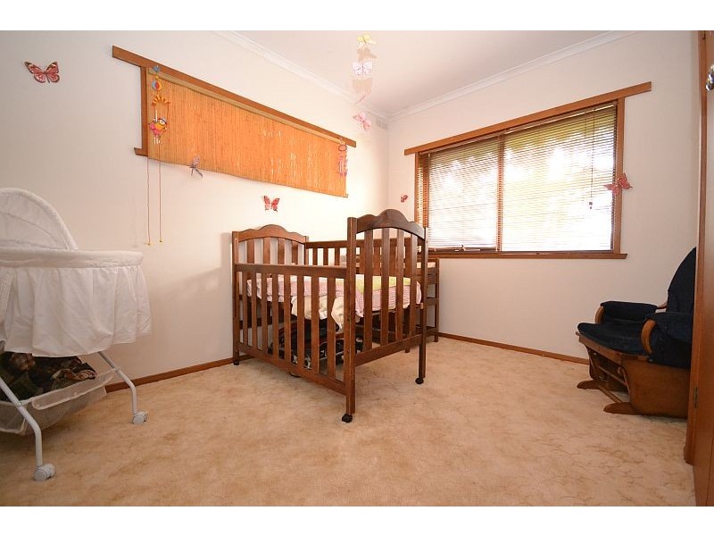 110 Church Street, Learmonth VIC 3352