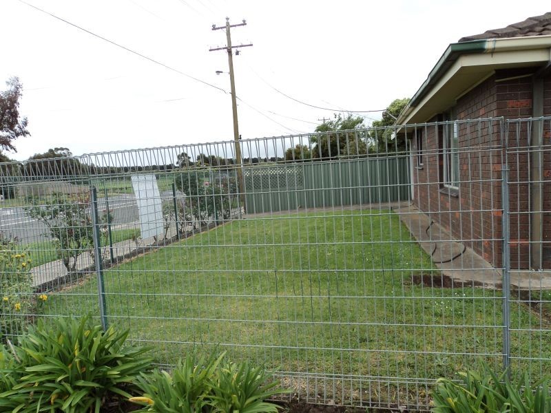 1,2&3/500 Gillies Street, Wendouree VIC 3355