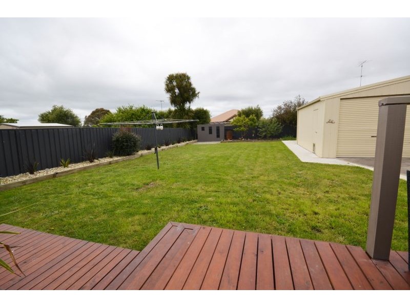 26 Eton Street, Wendouree VIC 3355
