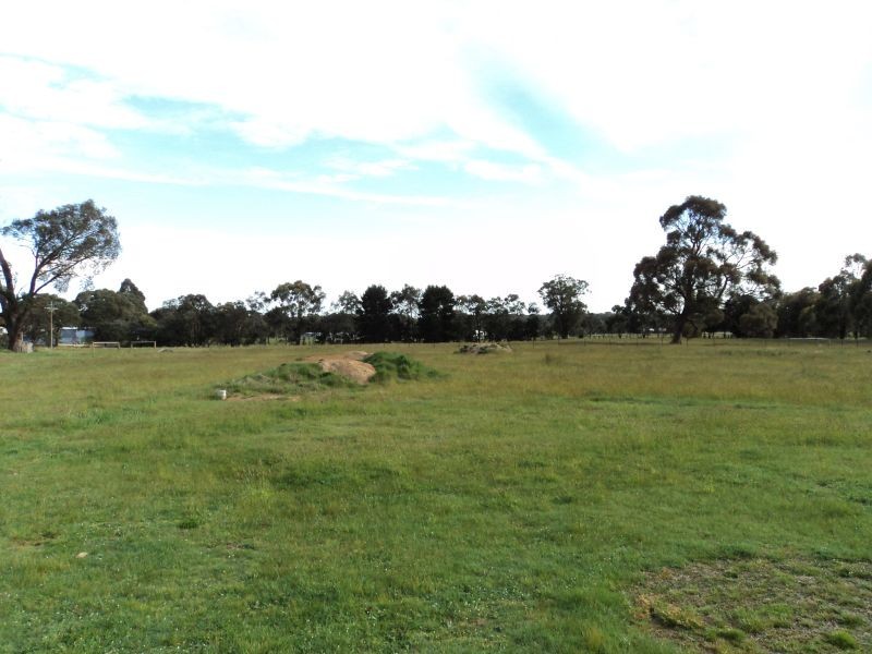 68 Finches Road, Smythes Creek VIC 3351