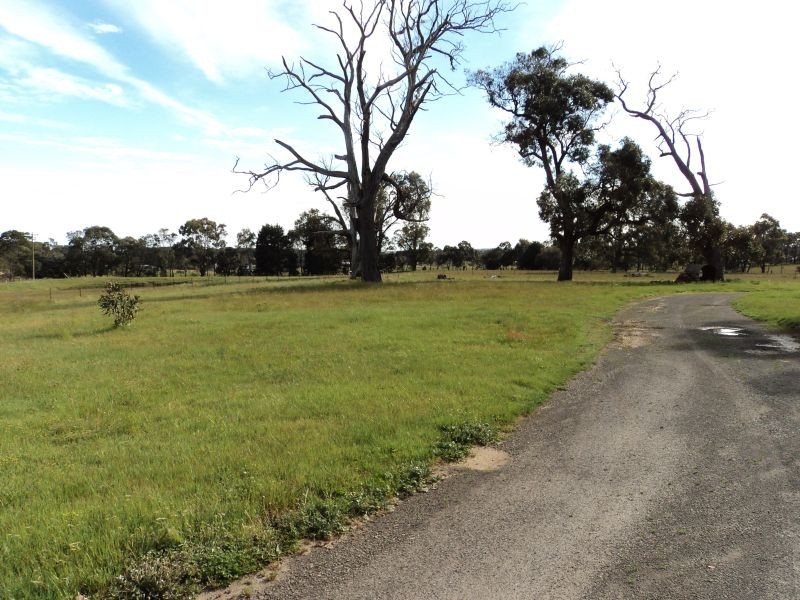 68 Finches Road, Smythes Creek VIC 3351