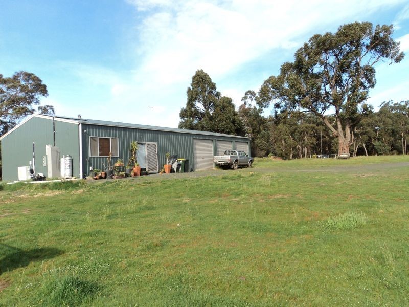 68 Finches Road, Smythes Creek VIC 3351
