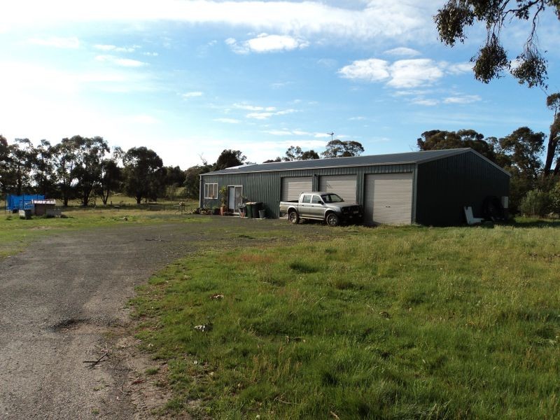 68 Finches Road, Smythes Creek VIC 3351