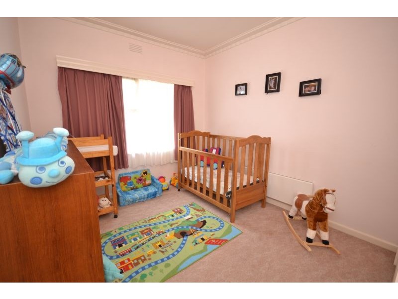 34 Oak Street, Wendouree VIC 3355