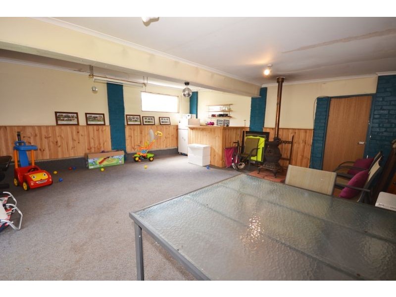 34 Oak Street, Wendouree VIC 3355