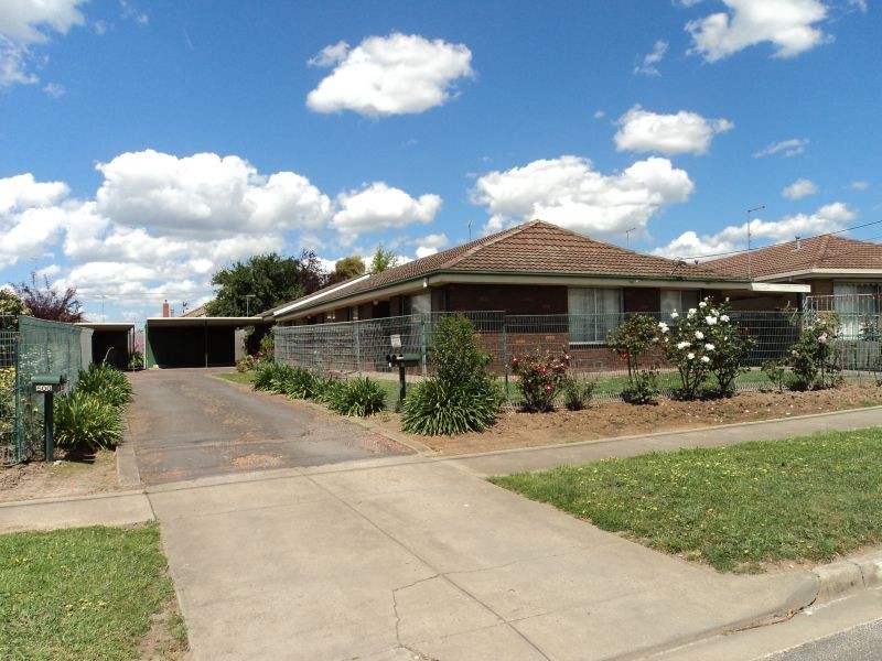 1,2&3/498 Gillies Street, Wendouree VIC 3355