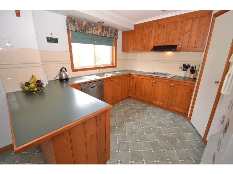 18 Tait Street, Delacombe VIC 3356