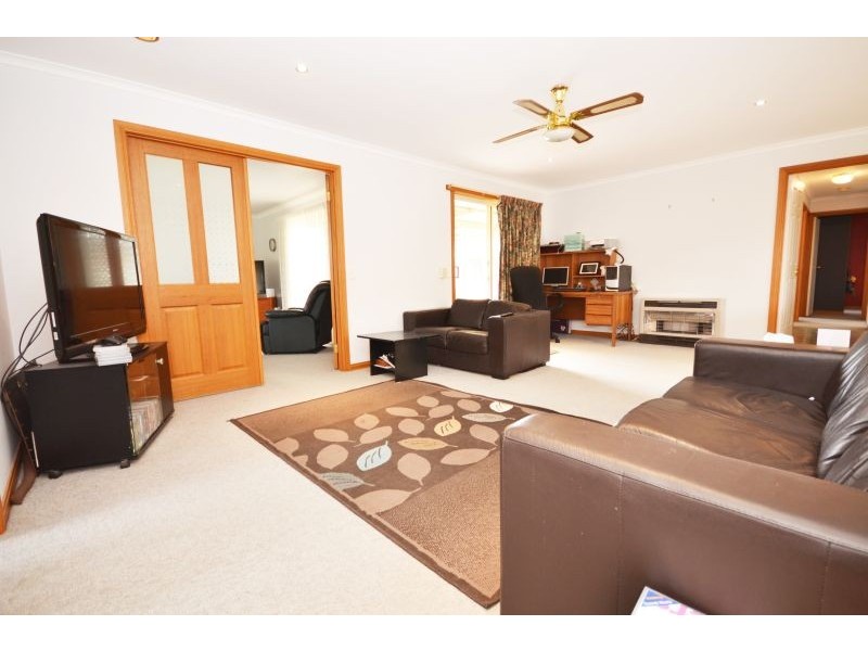 18 Tait Street, Delacombe VIC 3356