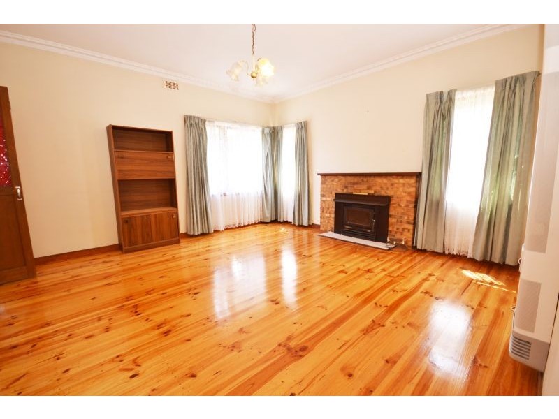 39 Prefect Street, Wendouree VIC 3355