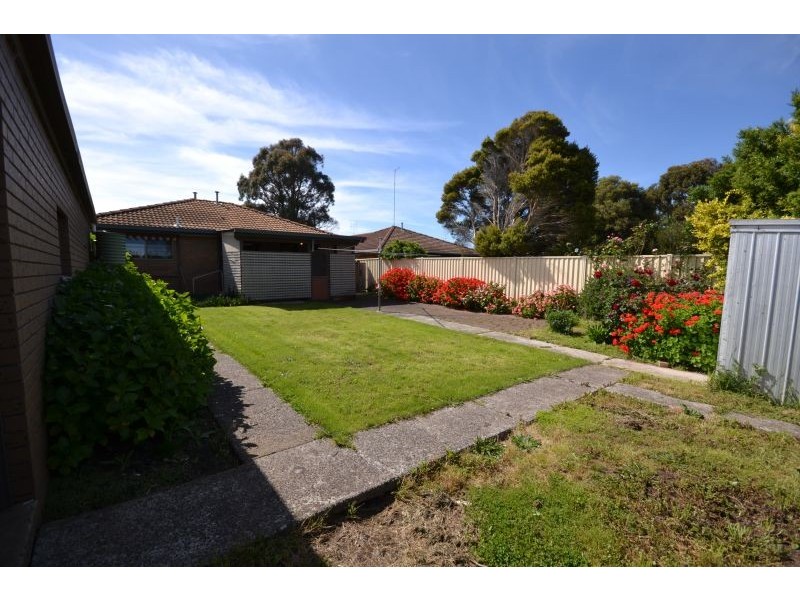 34 Cromwell Street, Sebastopol VIC 3356
