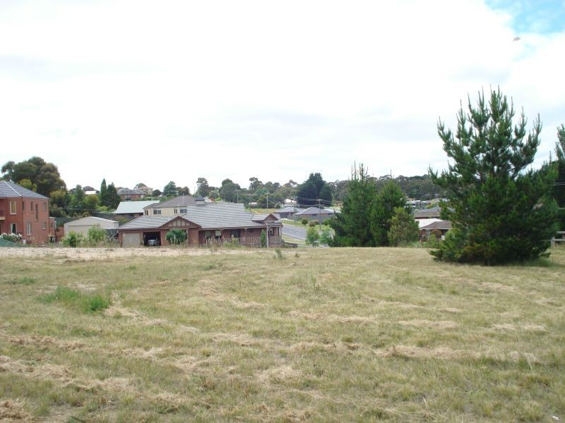 1 Botanic Drive, Ballarat North VIC 3350