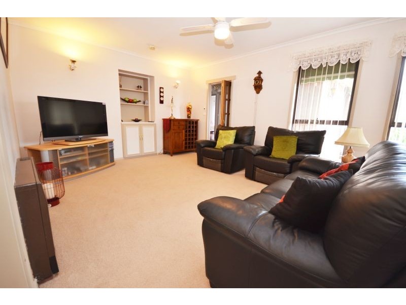 10 Caddy Drive, Creswick VIC 3363