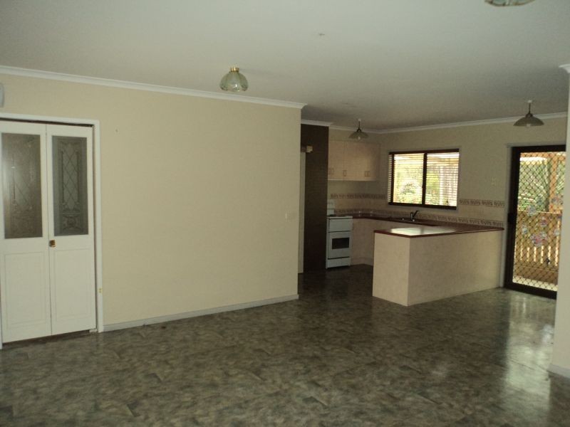 14 Parslow Road, Ross Creek VIC 3351