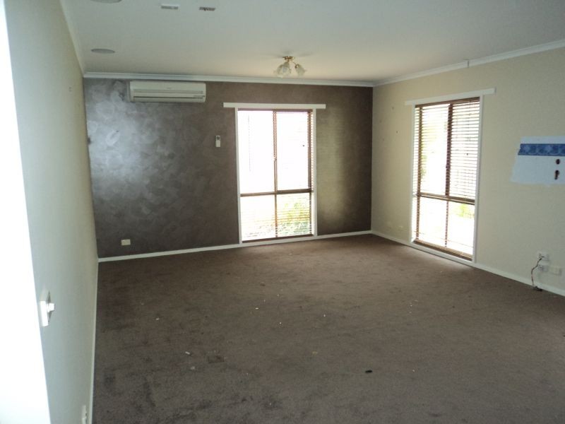 14 Parslow Road, Ross Creek VIC 3351