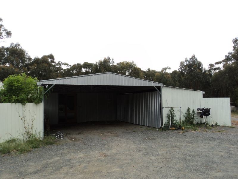 14 Parslow Road, Ross Creek VIC 3351