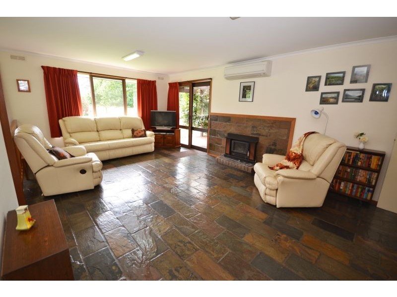 73 Sobeys Road, Napoleons VIC 3352