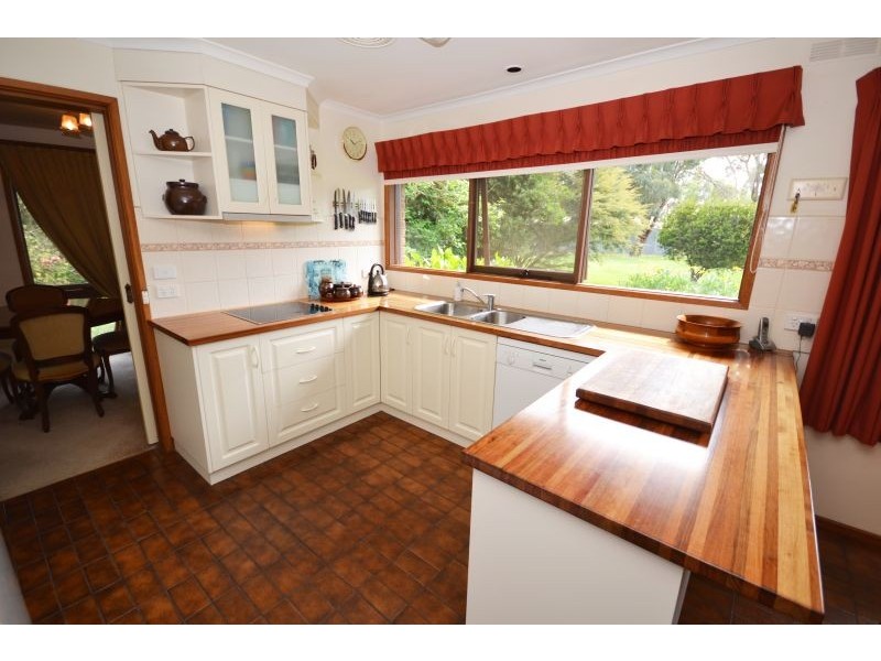 73 Sobeys Road, Napoleons VIC 3352