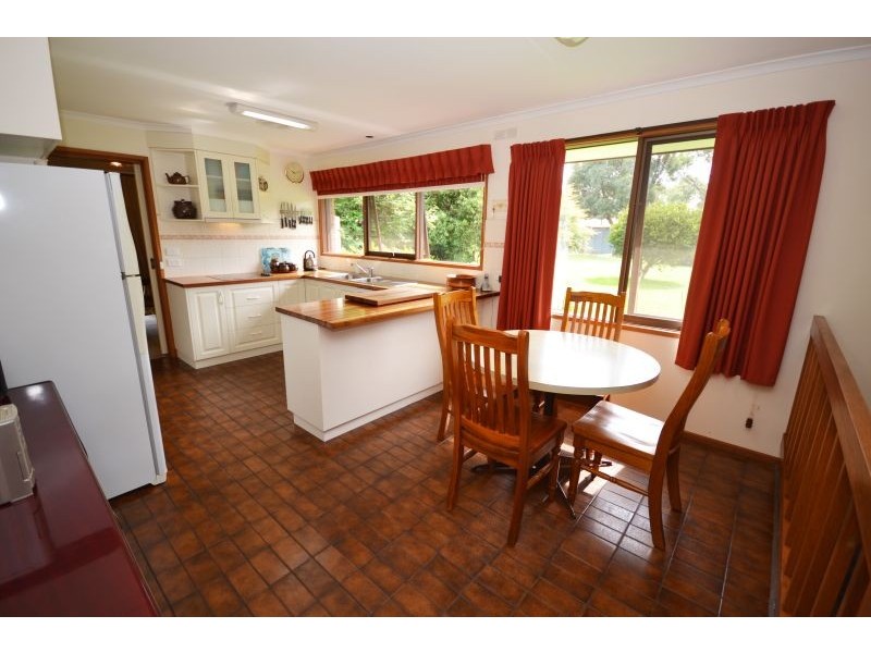 73 Sobeys Road, Napoleons VIC 3352