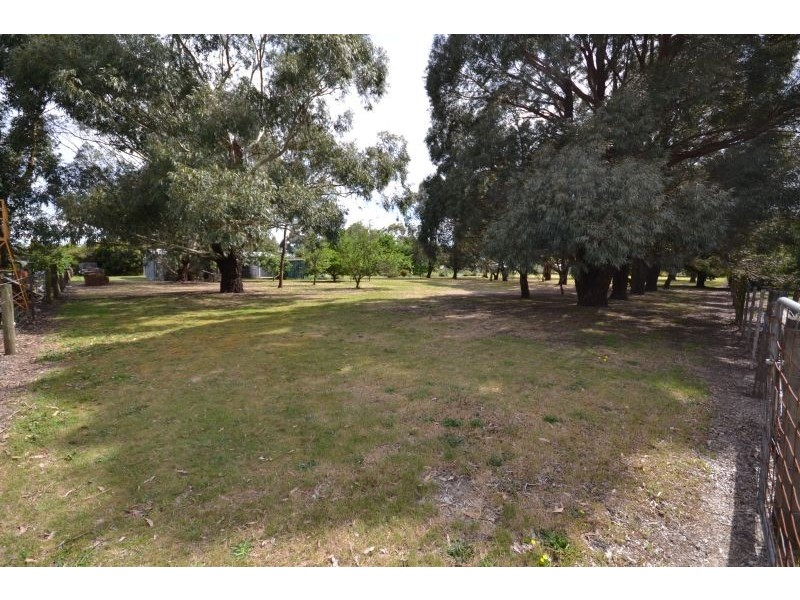 73 Sobeys Road, Napoleons VIC 3352