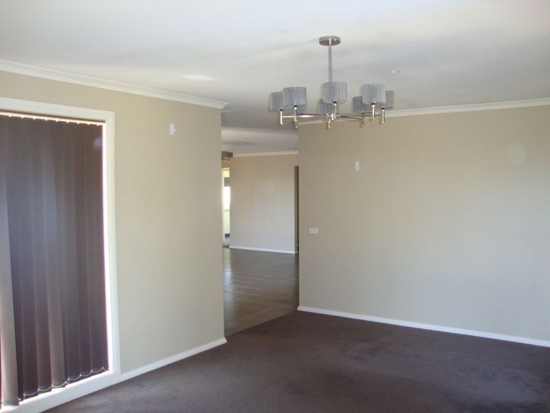 14 Lowry Crescent, Miners Rest VIC 3352
