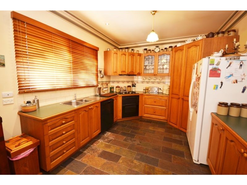 39 Eastwood Street, Ballarat VIC 3350