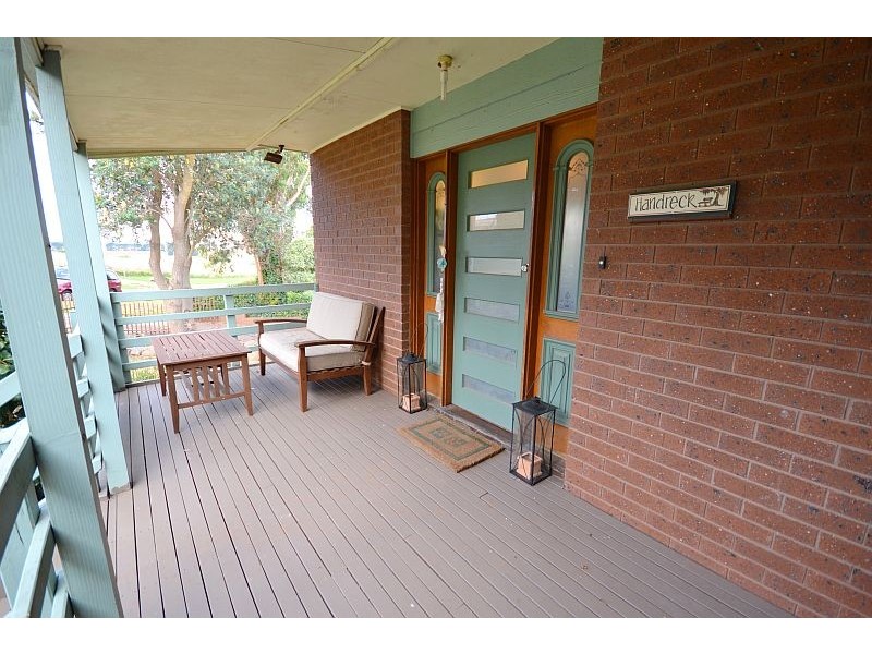 110 Church Street, Learmonth VIC 3352