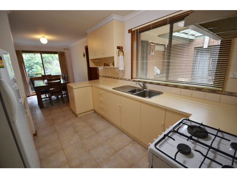 93 Grandview Grove, Wendouree VIC 3355