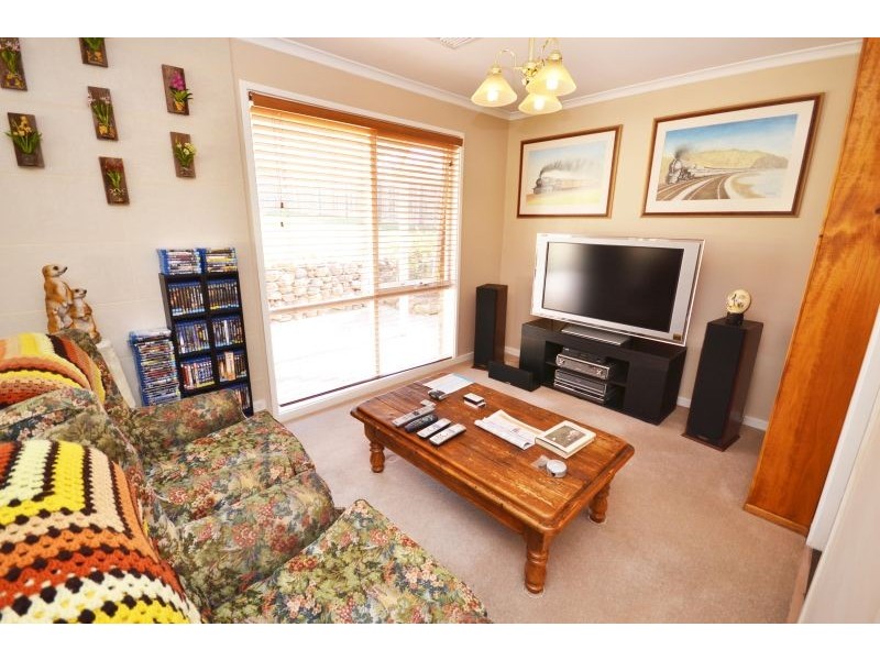 1 Edols Street, Ballan VIC 3342