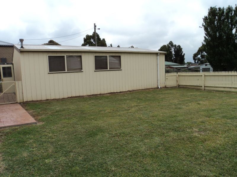 1 Edols Street, Ballan VIC 3342