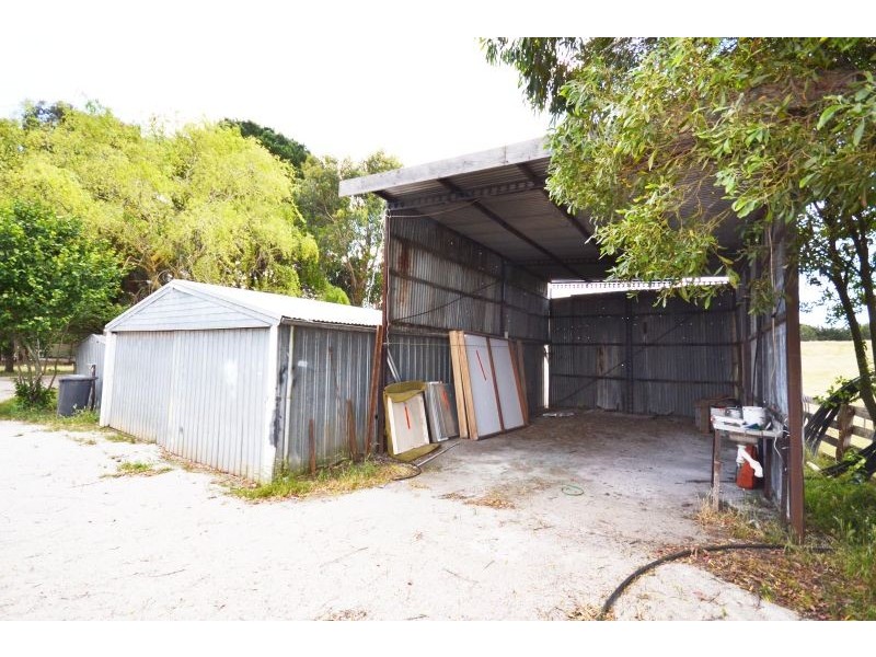 35 Carrigans Lane, Snake Valley VIC 3351