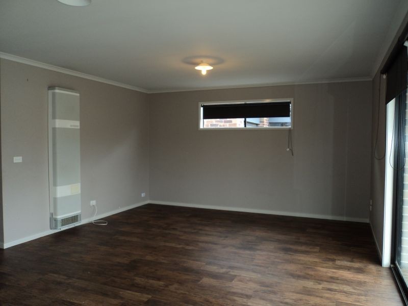 16 Rorey Street, Delacombe VIC 3356