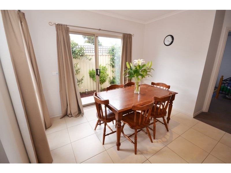 22 Westcliffe Crescent, Sebastopol VIC 3356