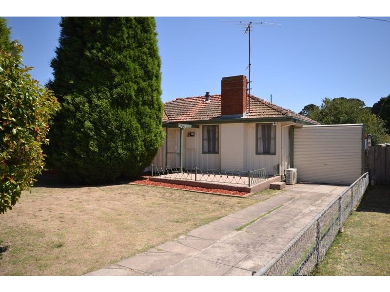 3 Clematis Avenue, Wendouree VIC 3355